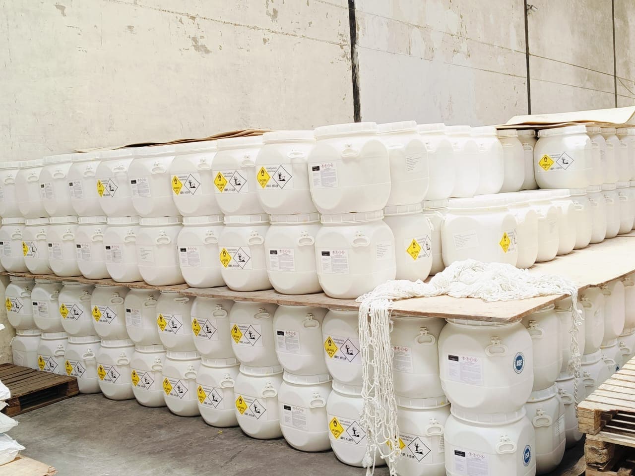 Calcium Hypochlorite 65% - Image 2
